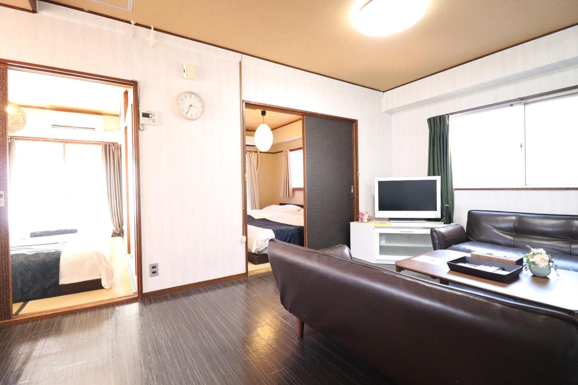 Sankopoyuu Nippombashi * โอซาก้า